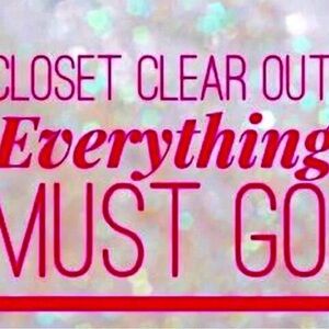 Closet Clear Out Sign